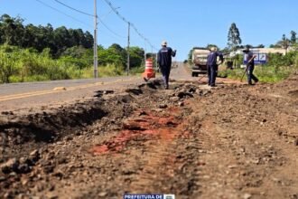 Secretaria de Infraestrutura inicia manutenção na Av. Ricardo Selmi no Contorno Sul