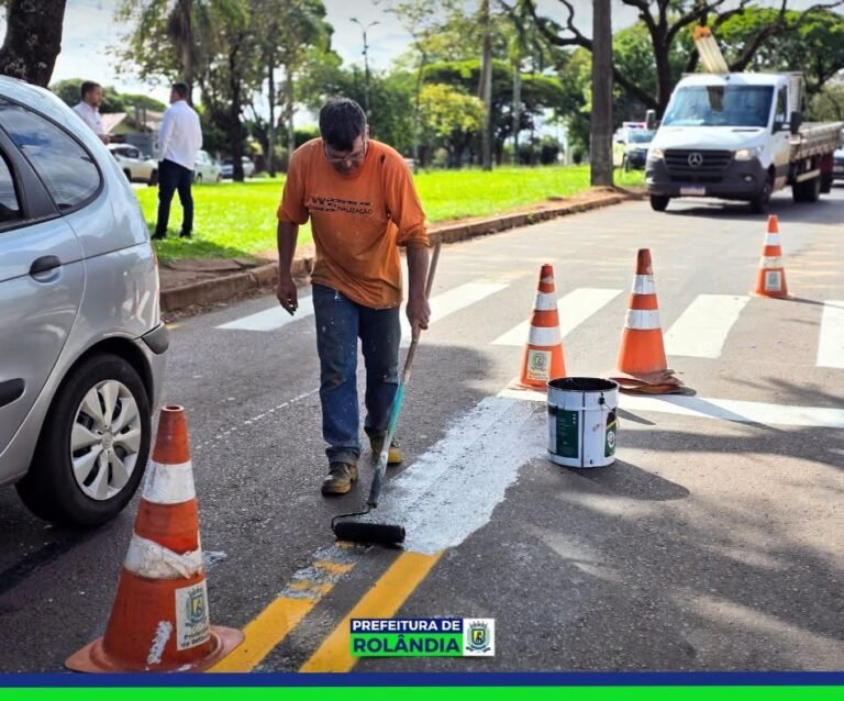 Adaptações no cruzamento da Avenida Ayrton Rodrigues Alves com a Rua Dom Pedro II